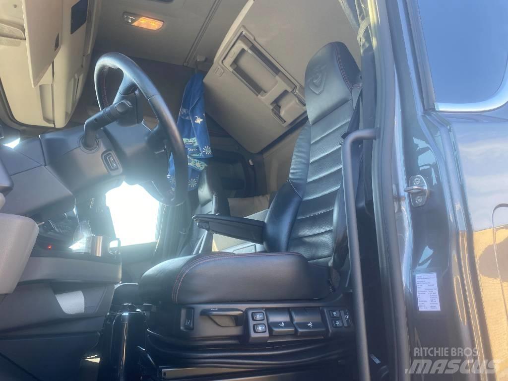 Scania S 520 Skåpbilar
