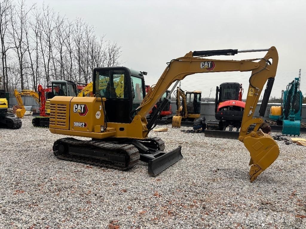 CAT 306E2 Minigrävare < 7t