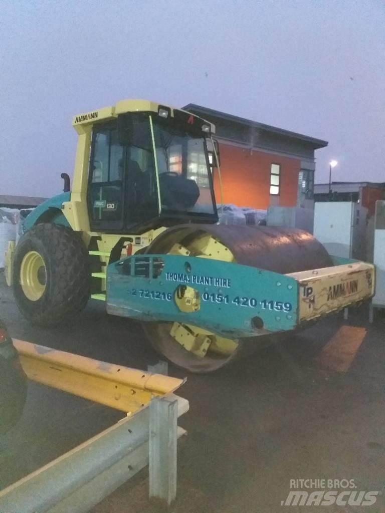 Ammann ASC 130 Tvåvalsvältar