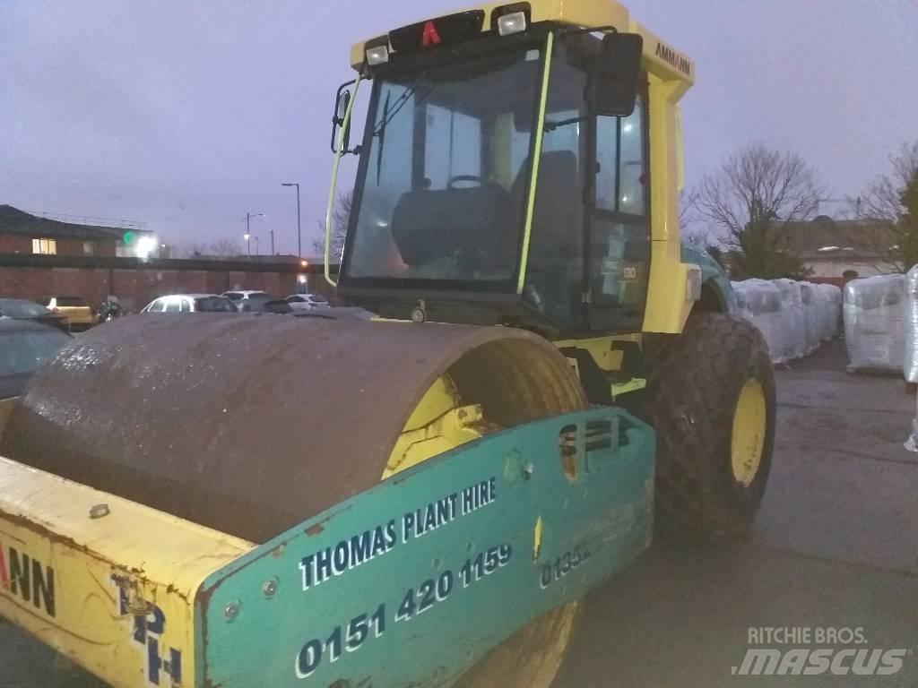 Ammann ASC 130 Tvåvalsvältar
