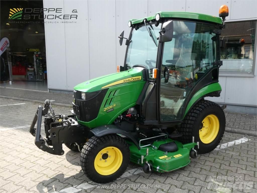 John Deere 2026R Kompakttraktorer