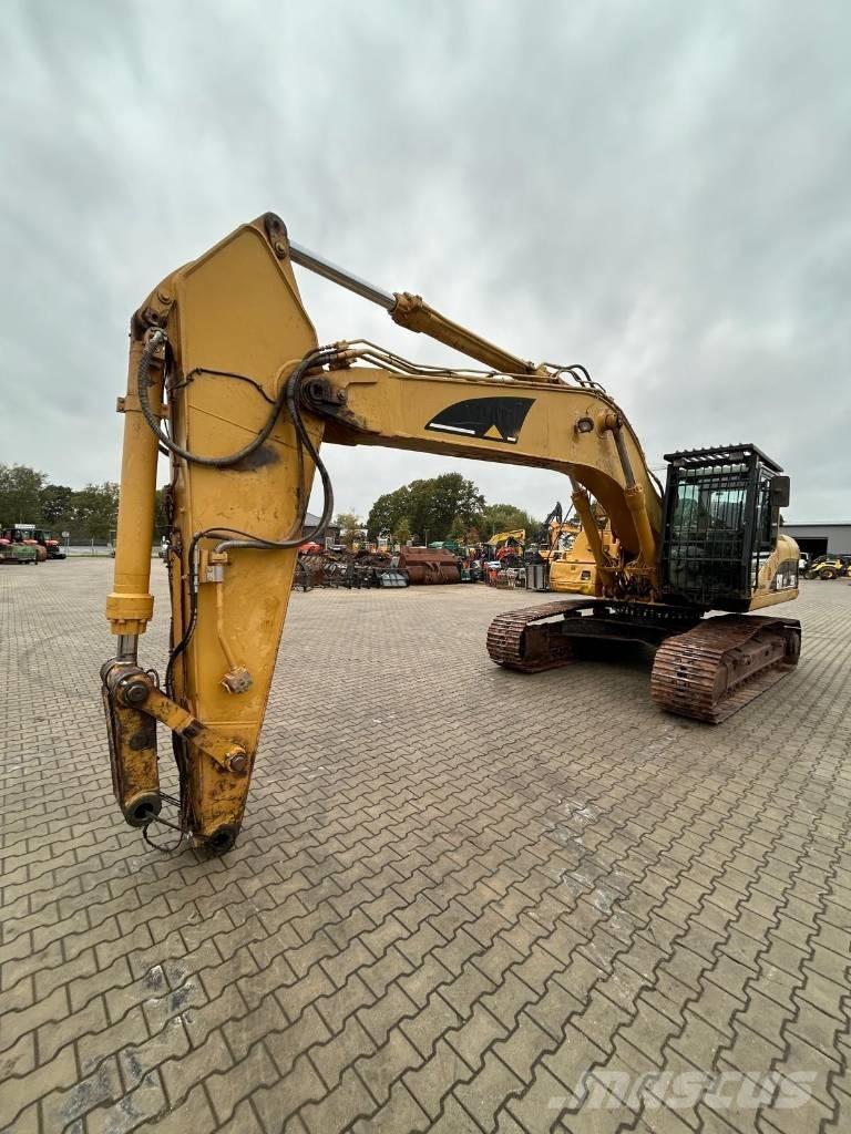 CAT 325 C LN Bandgrävare