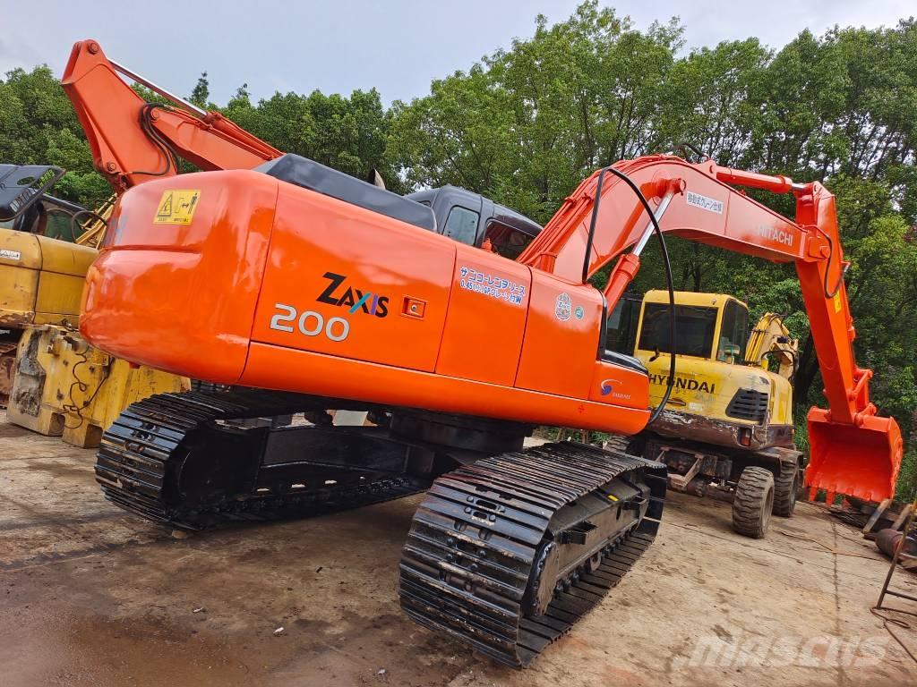 Hitachi EX 200-5 Bandgrävare