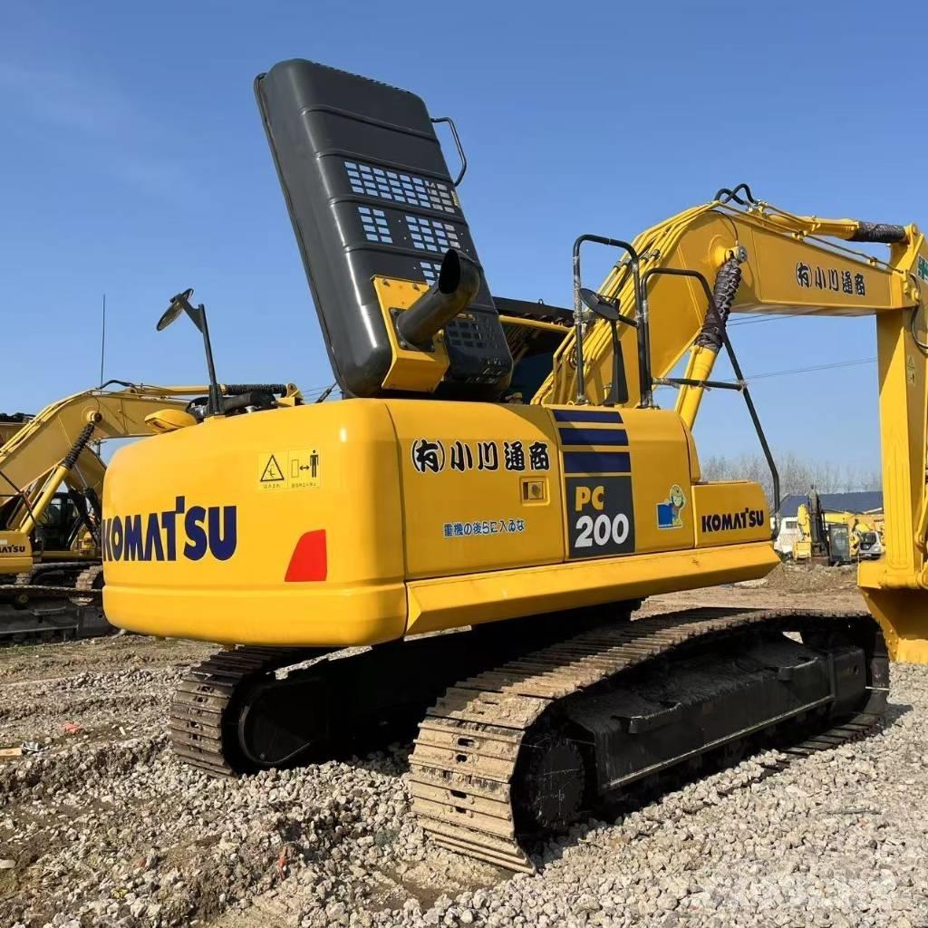 Komatsu PC200 Bandgrävare