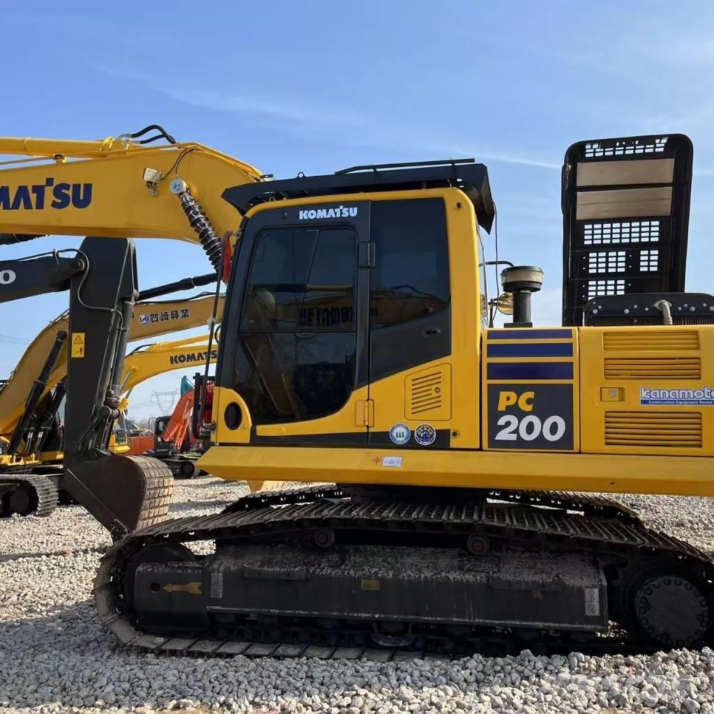 Komatsu PC200 Bandgrävare