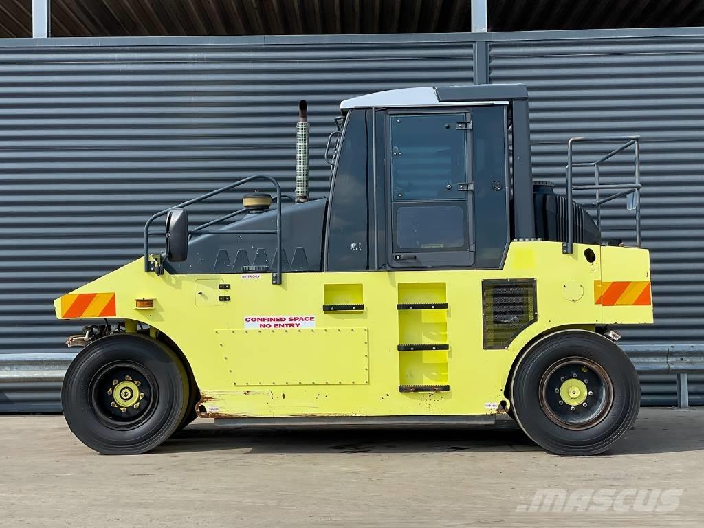 Ammann AP 240 Pneumatiska Hjulvältar