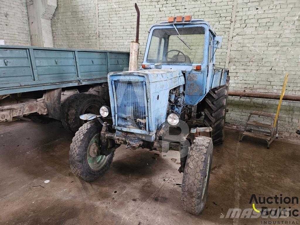 Belarus MTZ 80L Traktorer