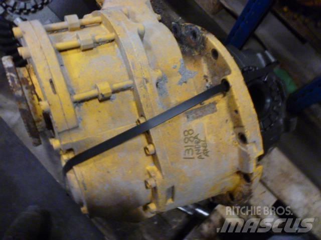  Axelväxel Volvo A25 Hjulaxlar