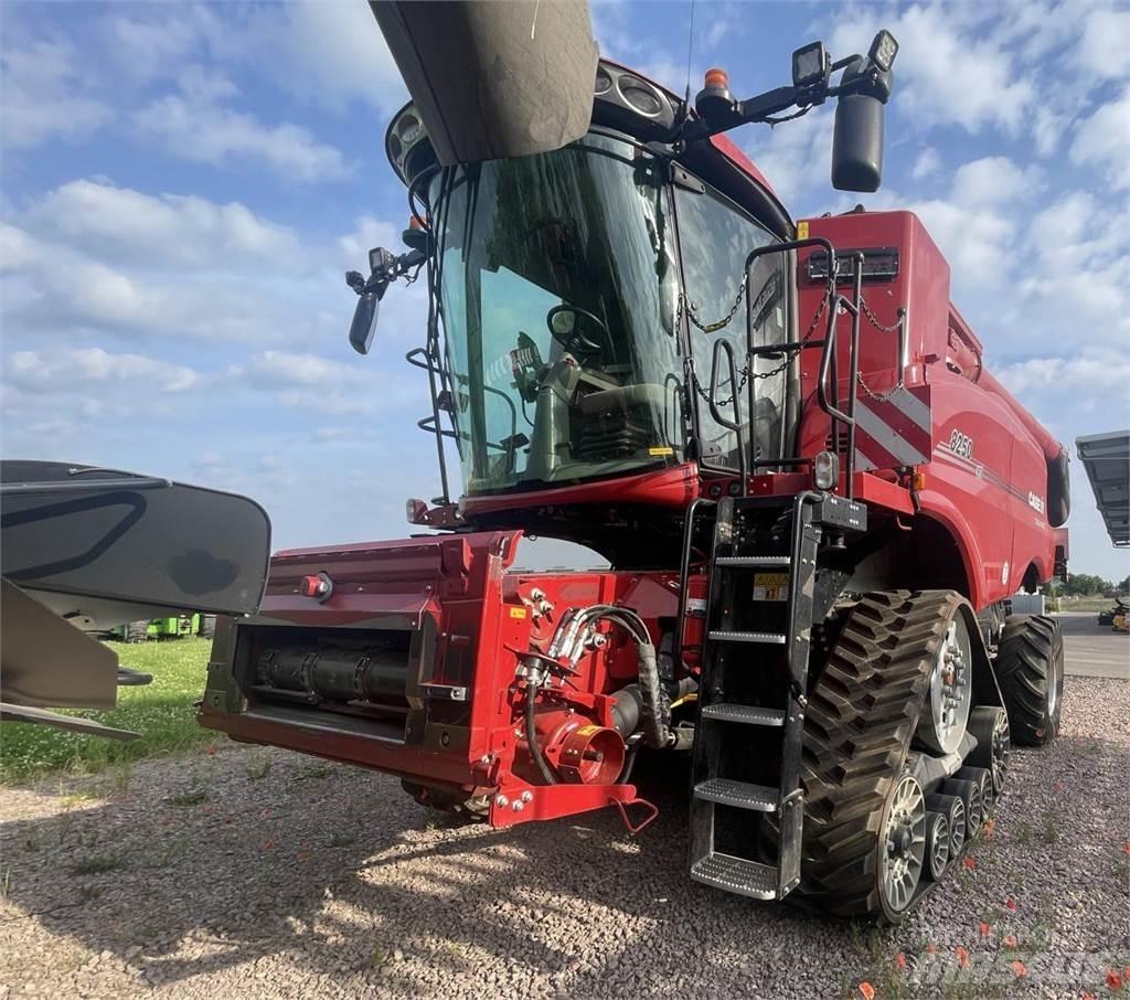 Case IH 8250 ASF Skördetröskor