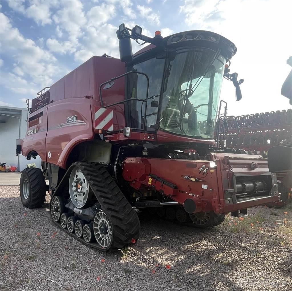 Case IH 8250 ASF Skördetröskor