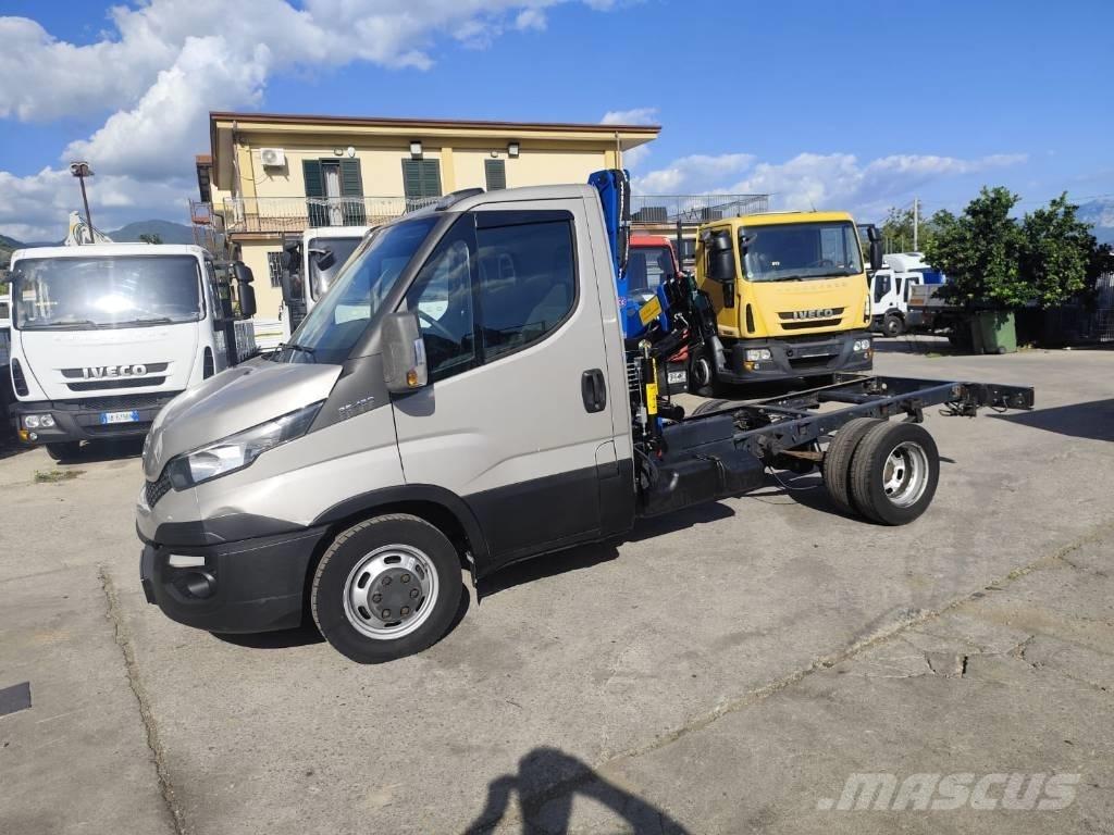 Iveco Daily 35-130 Kranbilar