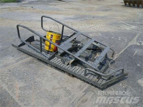 Hitachi ZX450-3 Bandgrävare