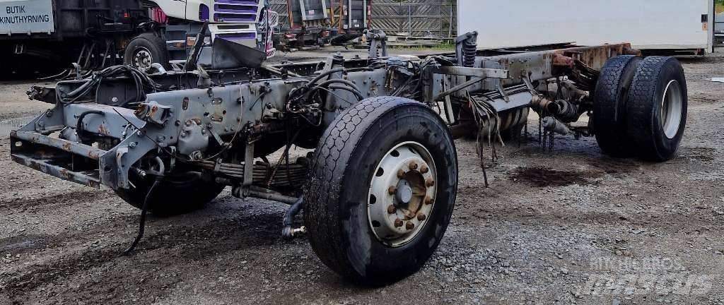 Scania 3-serie Chassier