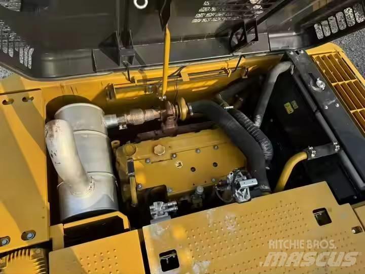 CAT CAT323D2L Midigrävmaskiner 7t - 12t