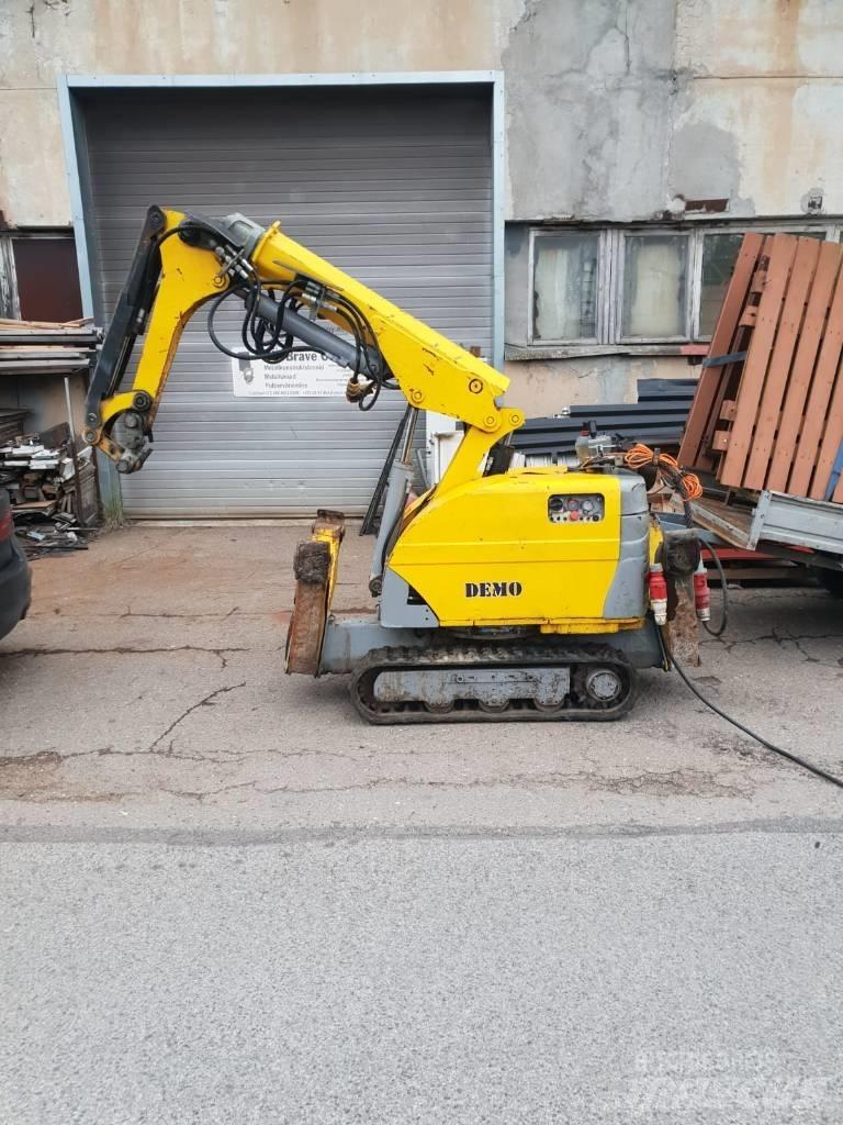 Brokk 180 Rivningsgrävare