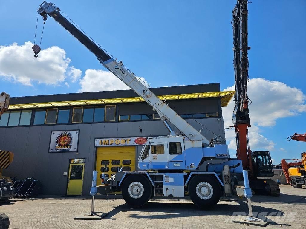 Tadano TR250E Allterrängkranar