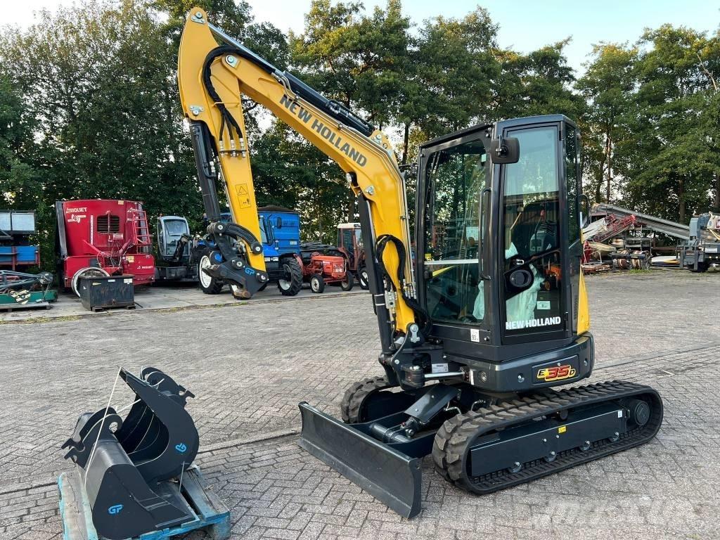 New Holland E 35 D Minigrävare < 7t