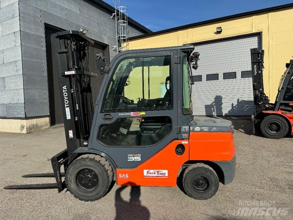 Toyota 52-8FDJF35 Dieselmotviktstruckar