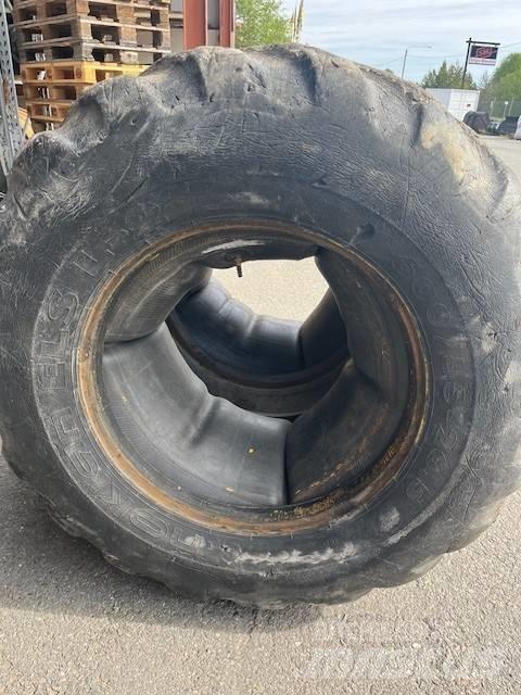 Nokian 600/55-26.5 Däck, hjul och fälgar