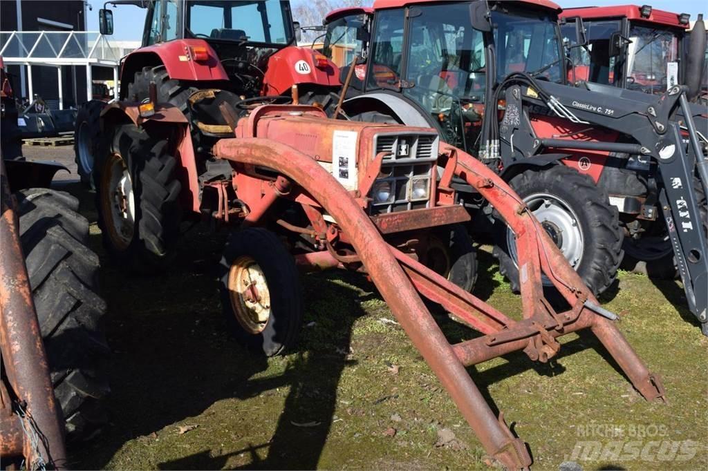 Case IH 383 Traktorer