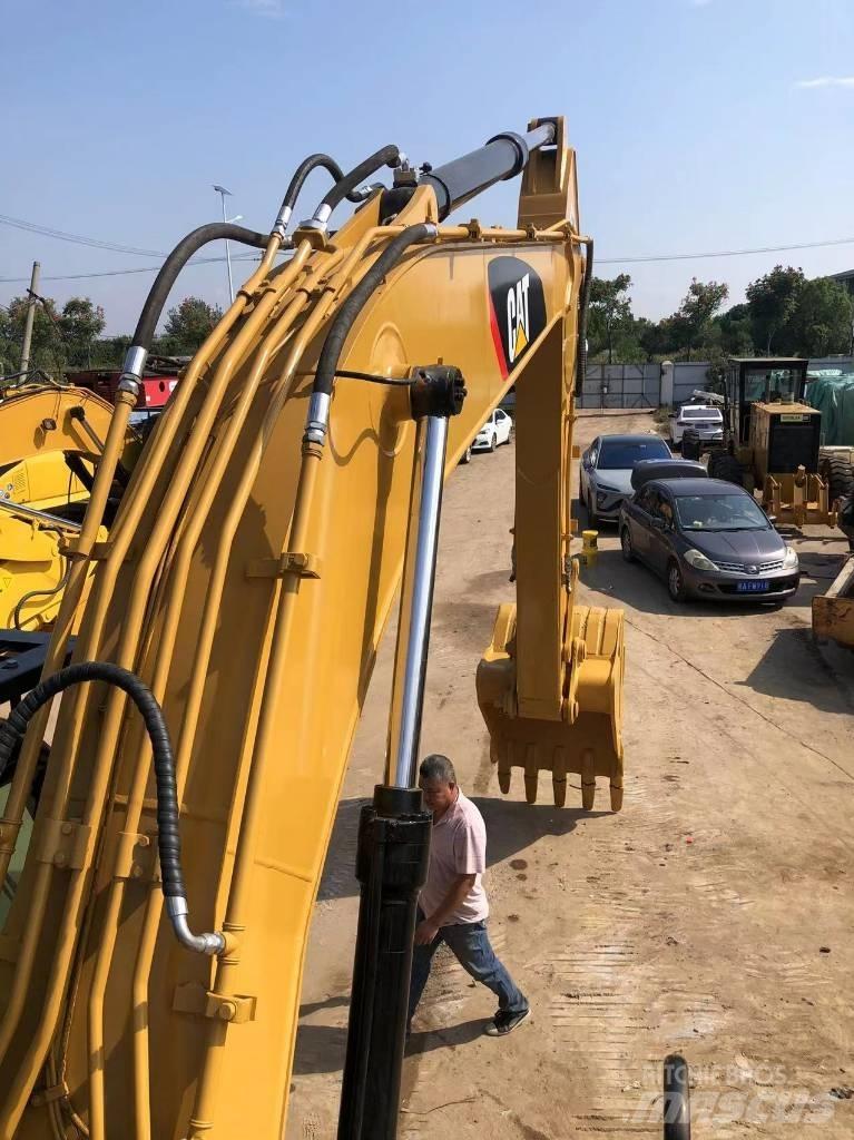 CAT 320 D Bandgrävare