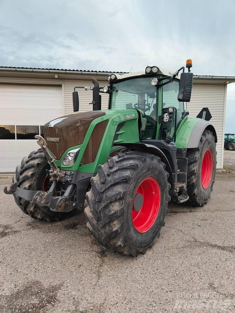 Fendt 828 Vario Traktorer