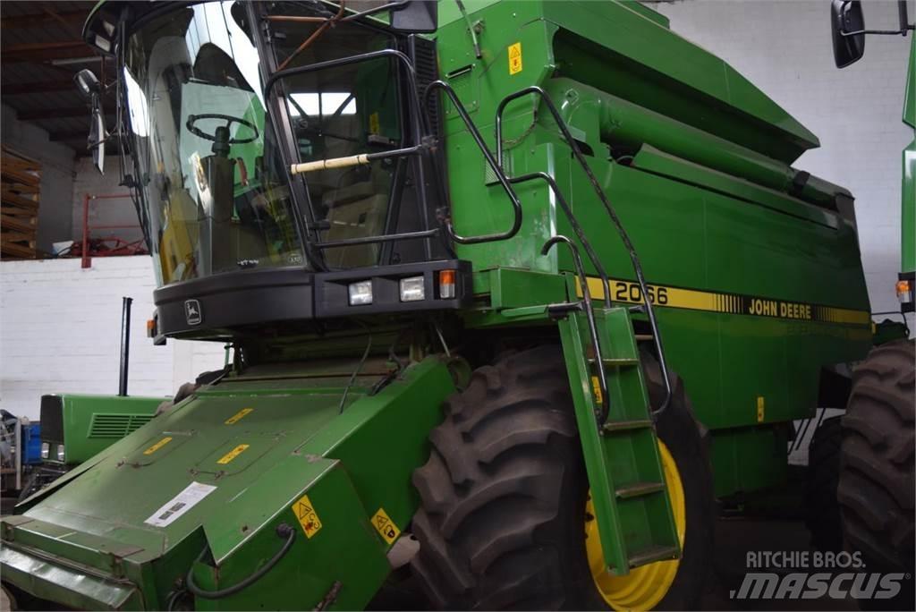 John Deere 2066 Skördetröskor