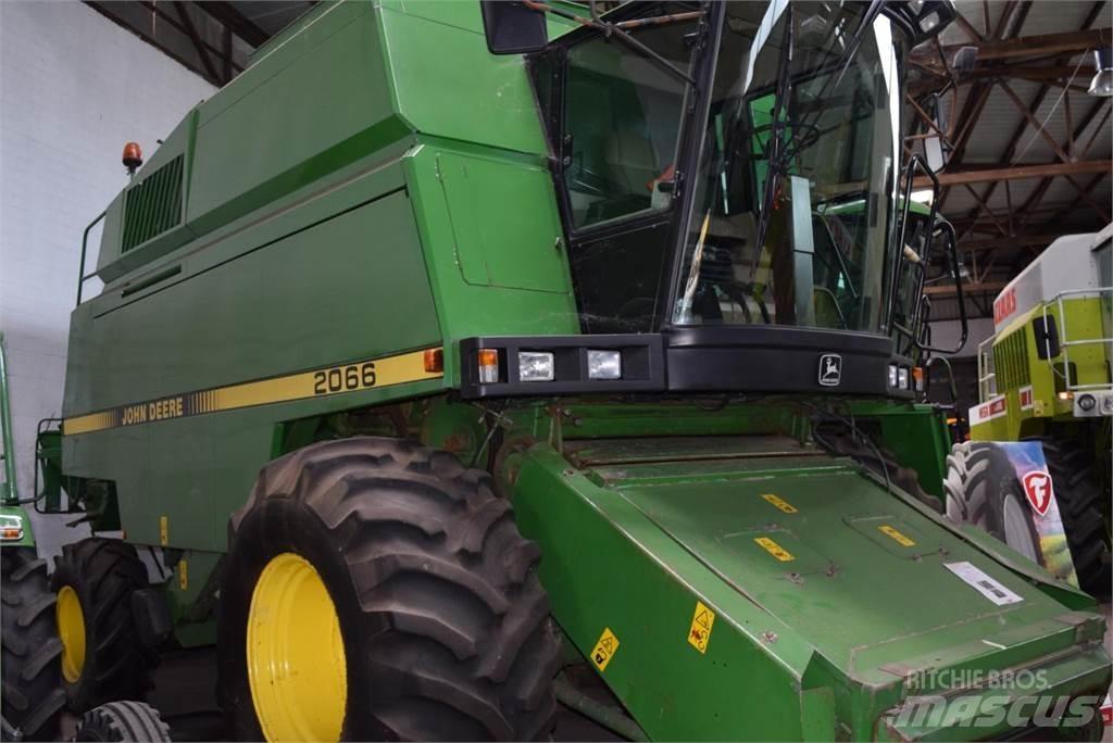 John Deere 2066 Skördetröskor