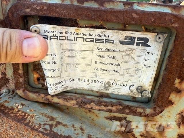 Liebherr R914 600 MM Grävutrustning