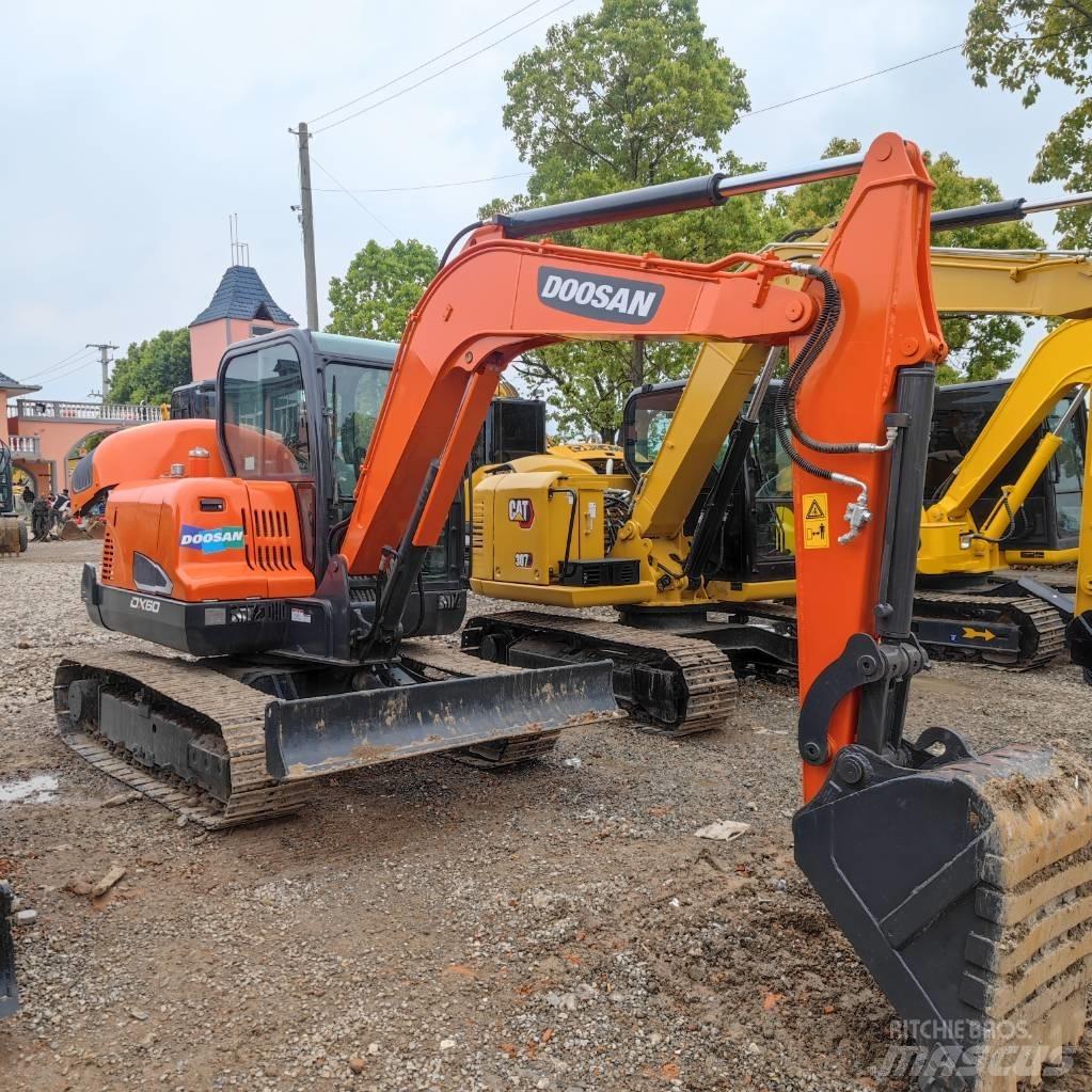 Doosan DX60 Minigrävare < 7t