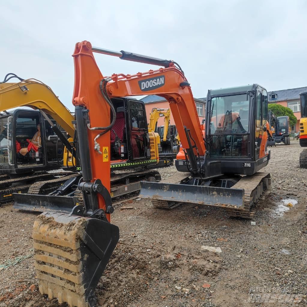 Doosan DX60 Minigrävare < 7t