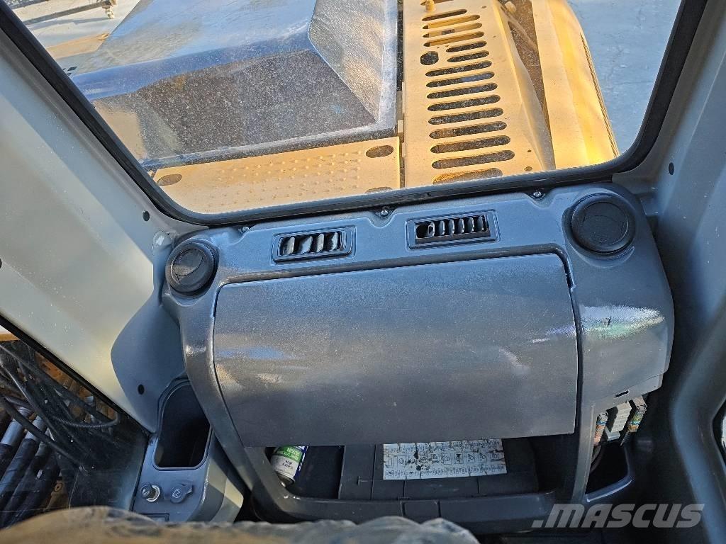 CAT 312 D Bandgrävare