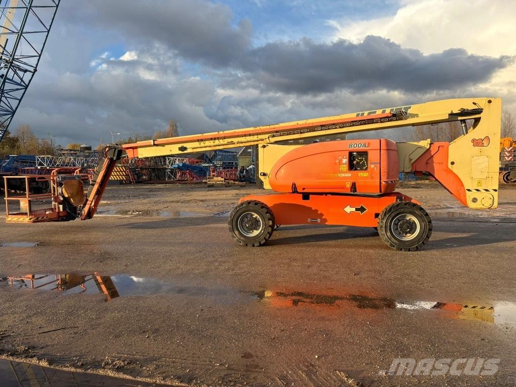JLG 800 AJ Bomliftar