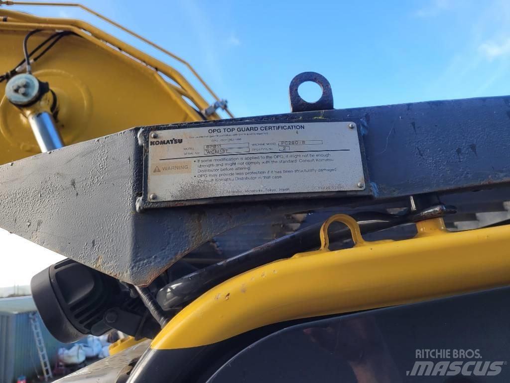Komatsu PC 210 LC-11 Bandgrävare