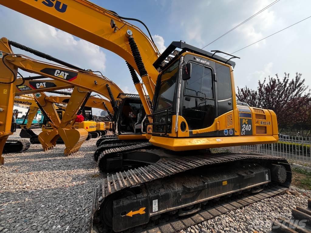 Komatsu PC 240 LC-8 Bandgrävare