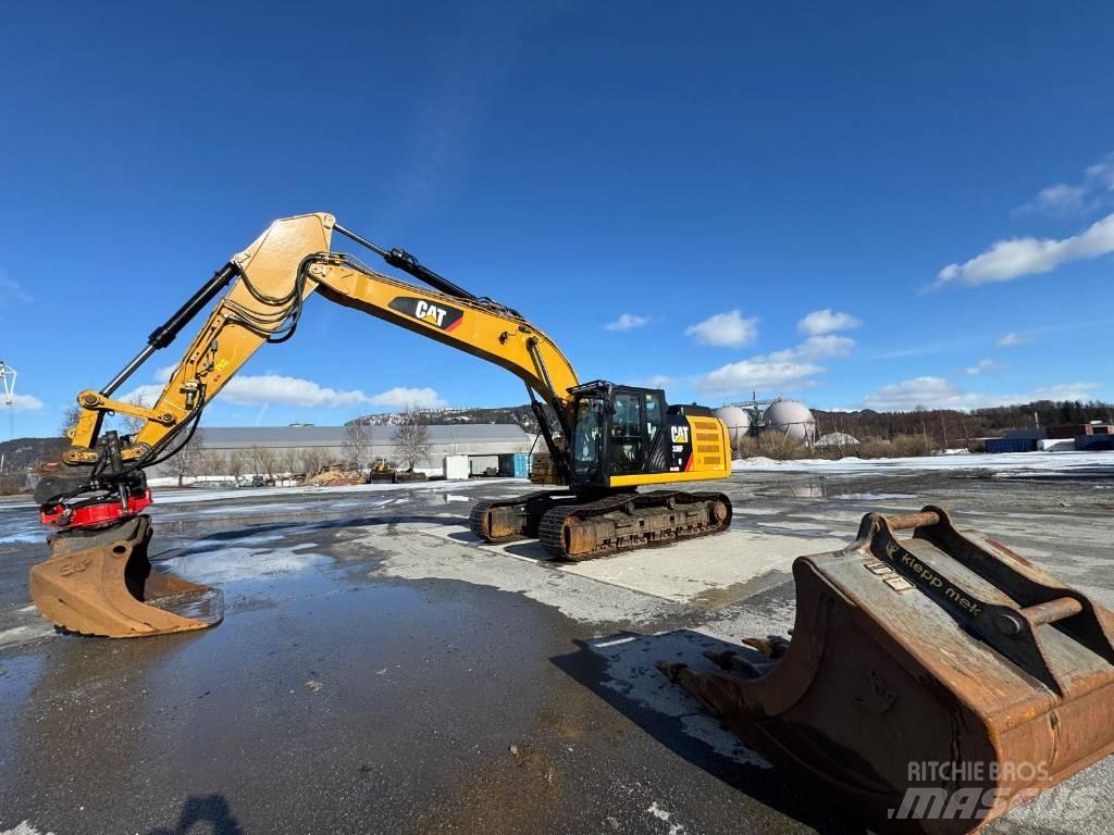 CAT 330FL Bandgrävare