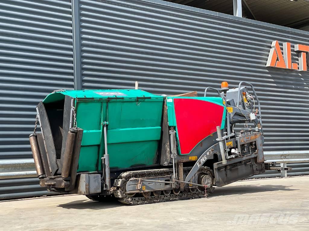 Vögele SUPER 800 Asfaltsläggningsmaskiner