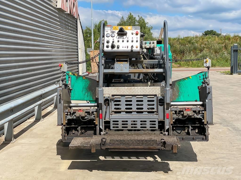 Vögele SUPER 800 Asfaltsläggningsmaskiner