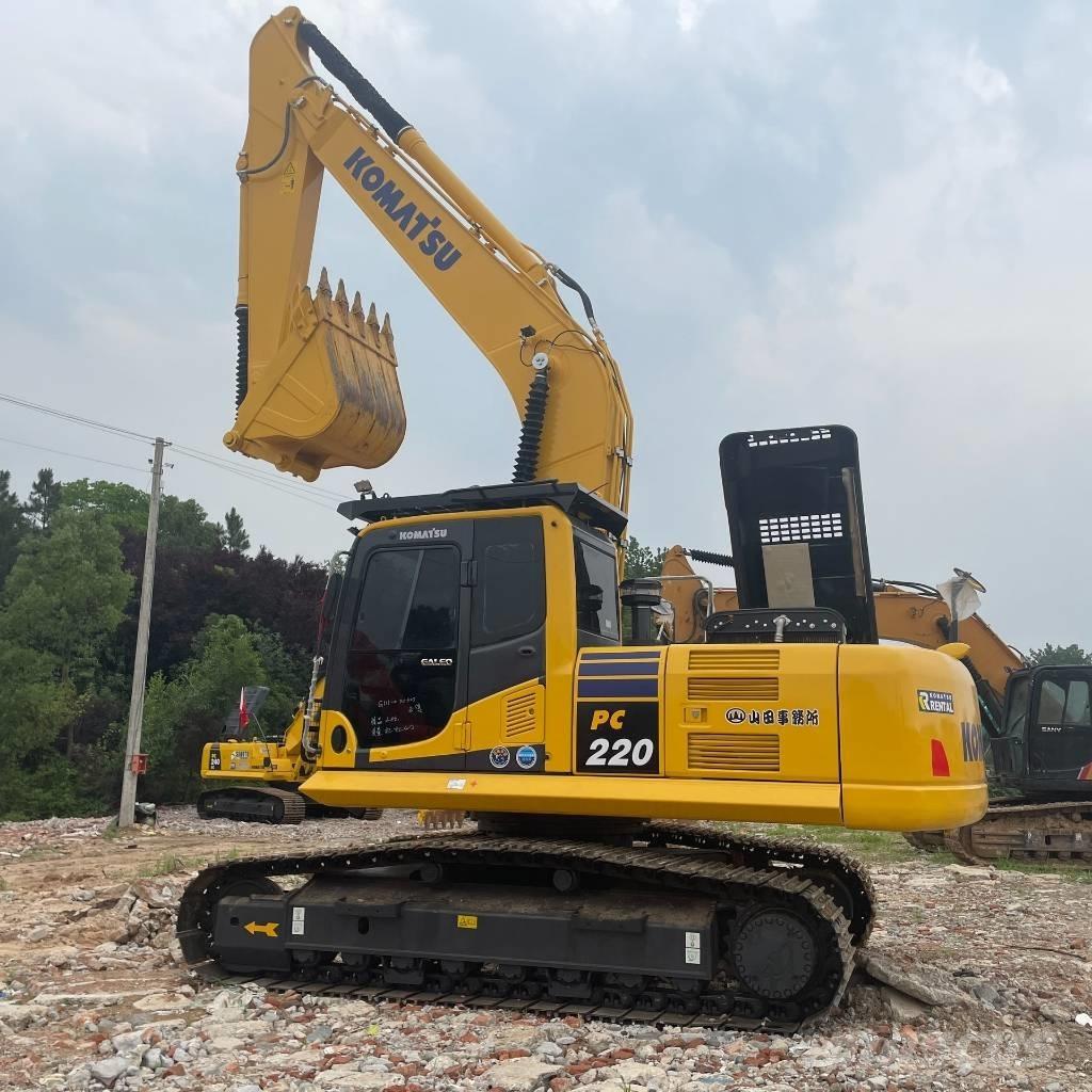 Komatsu PC 220-8 Bandgrävare