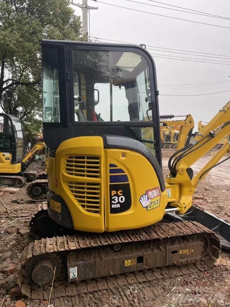 Komatsu PC 30 Minigrävare < 7t