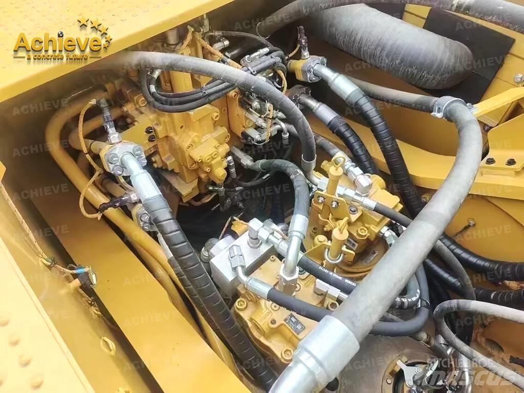 CAT 352 Bandgrävare