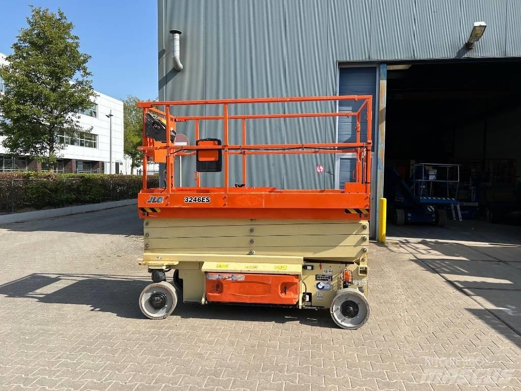 JLG 3246 ES Saxliftar