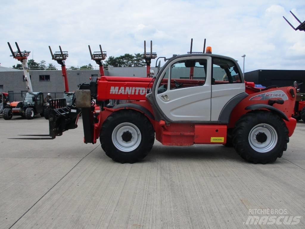 Manitou MT 1440 (067) Teleskoplastare