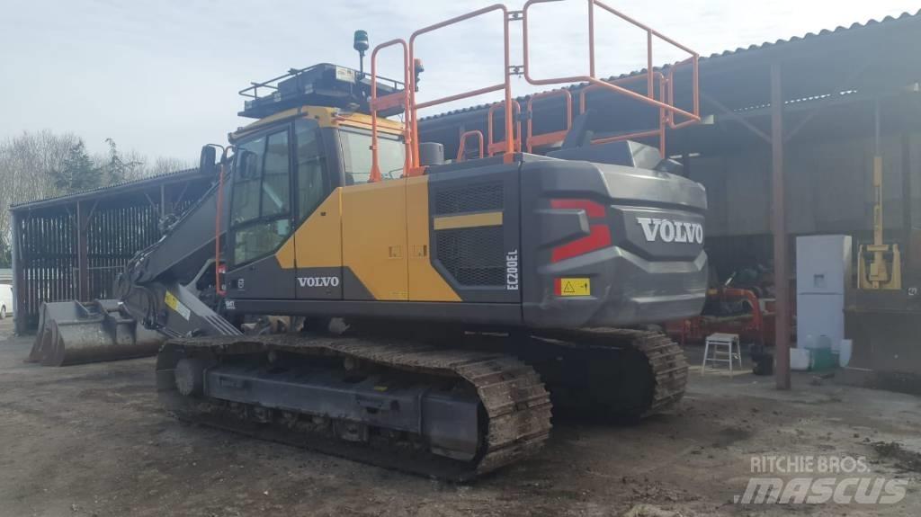 Volvo EC 200EL Bandgrävare