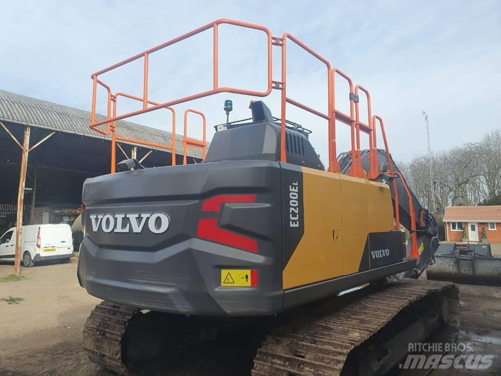 Volvo EC 200EL Bandgrävare