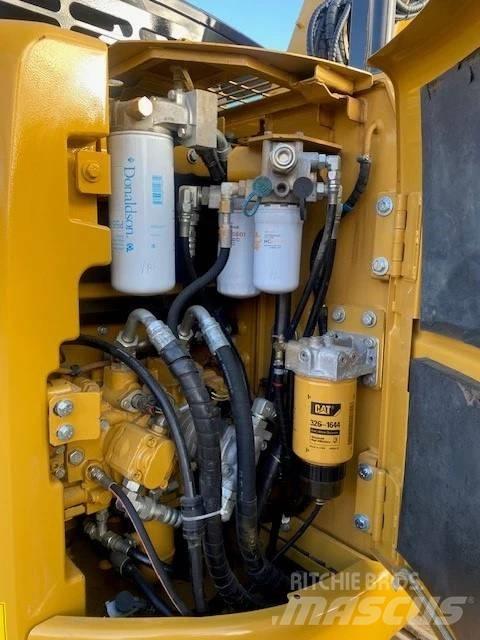 CAT 313 Bandgrävare
