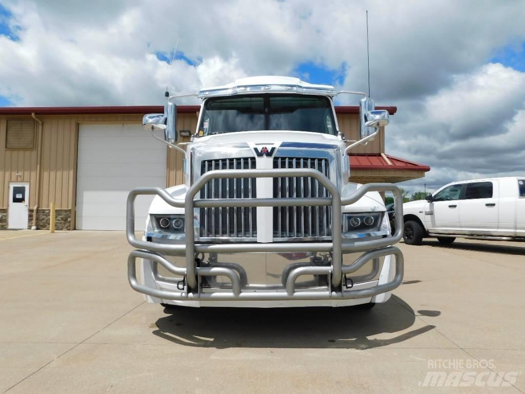 Western Star 5700 XE Dragbilar