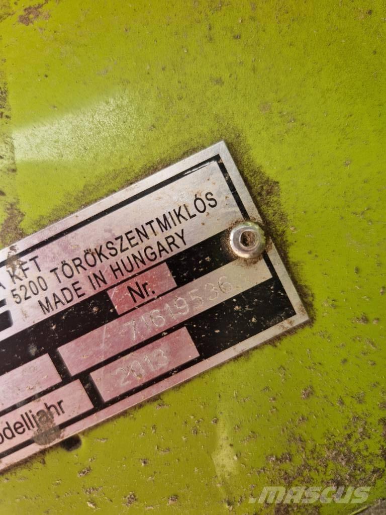 CLAAS Lexion 670 Skördetröskor