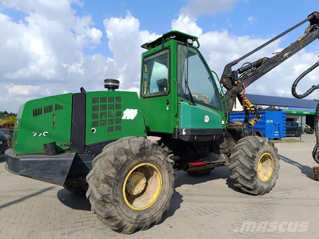 John Deere 770 D Skördare