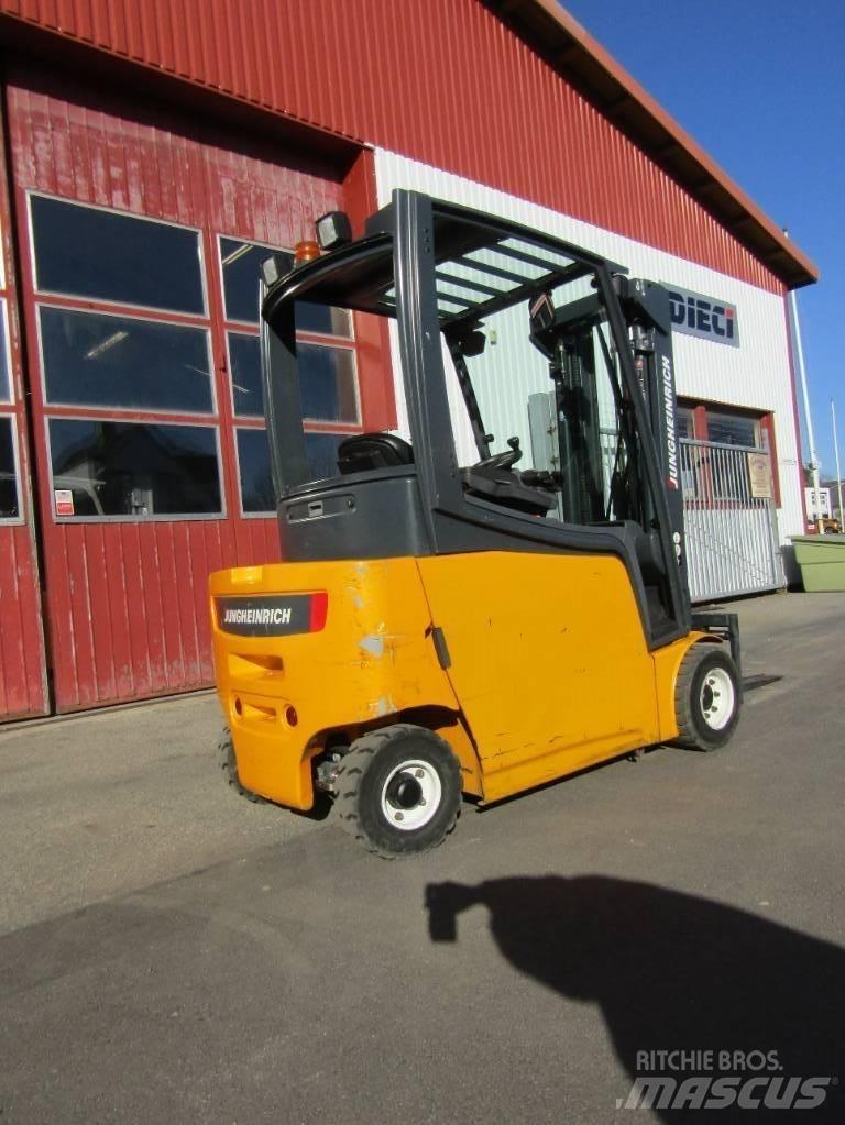 Jungheinrich EFG 320 Elmotviktstruckar